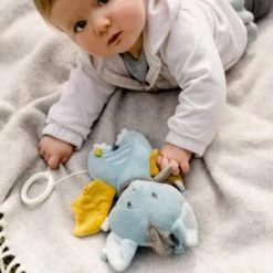 Fehn Spieluhr Fledermaus Little Castle 21cm In Hellblau -Pinolino shop fehn spieluhr fledermaus little castle 21cm in hellblau 1