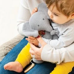 NATTOU Spieluhr Strick - Sitzender Elefant, Grau -Pinolino shop nattou spieluhr strick sitzender elefant grau 2